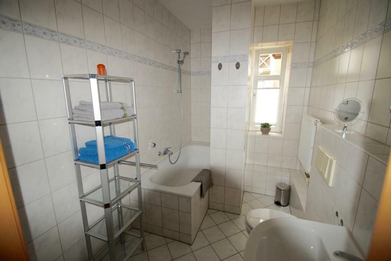 Neu! Ferienwohnung In Erfurt Luaran gambar